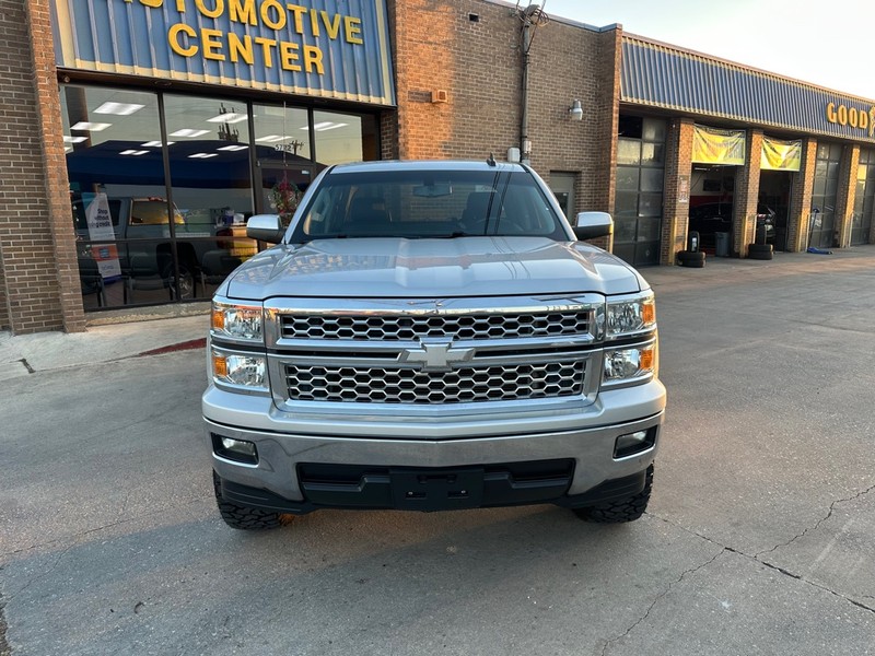 Chevrolet Silverado 1500 Vehicle Full-screen Gallery Image 09