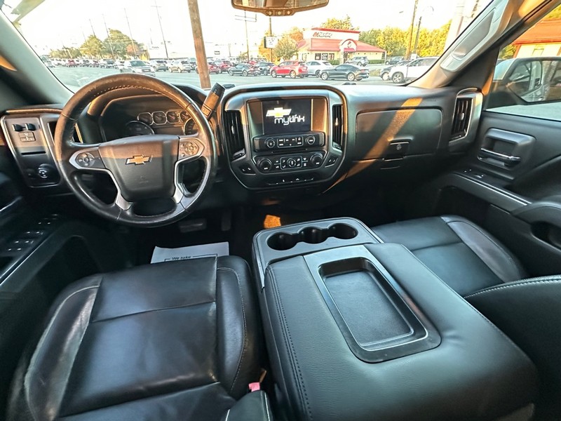 Chevrolet Silverado 1500 Vehicle Full-screen Gallery Image 15