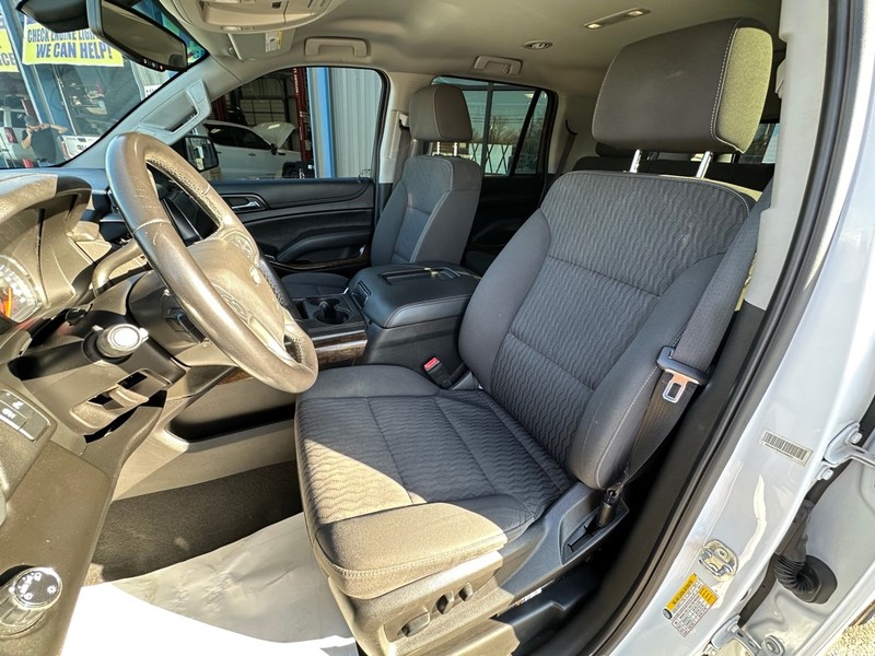 Chevrolet Tahoe Vehicle Full-screen Gallery Image 09