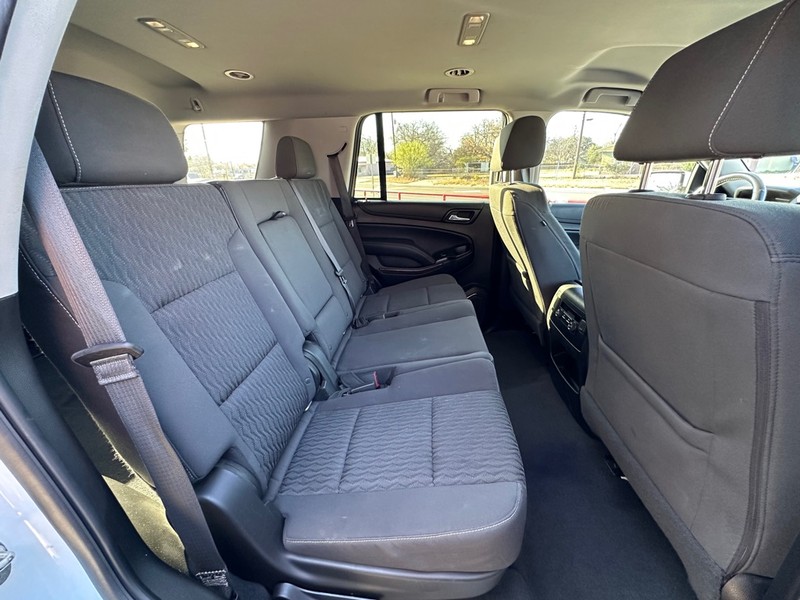 Chevrolet Tahoe Vehicle Full-screen Gallery Image 12