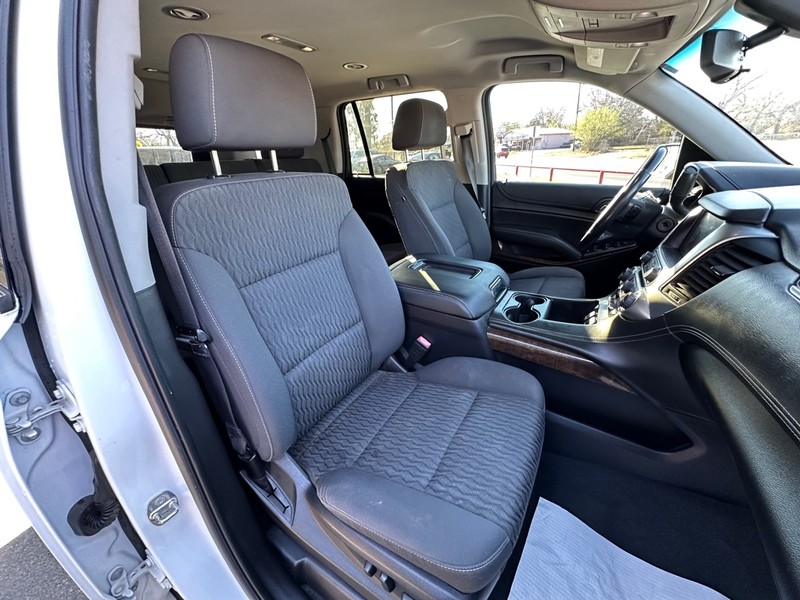 Chevrolet Tahoe Vehicle Full-screen Gallery Image 13