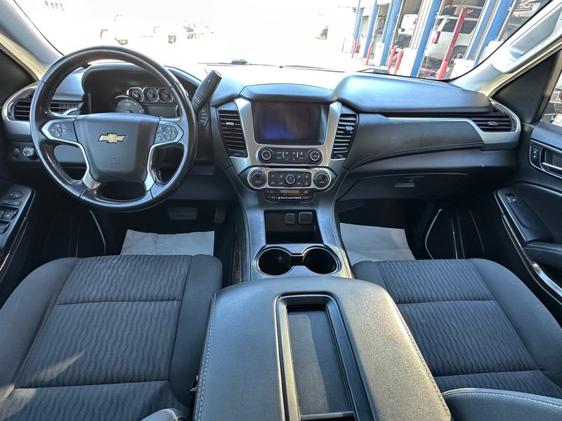 Chevrolet Tahoe Vehicle Full-screen Gallery Image 18