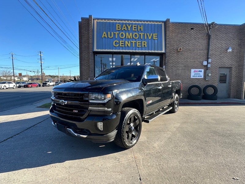 Chevrolet Silverado 1500 Vehicle Full-screen Gallery Image 01