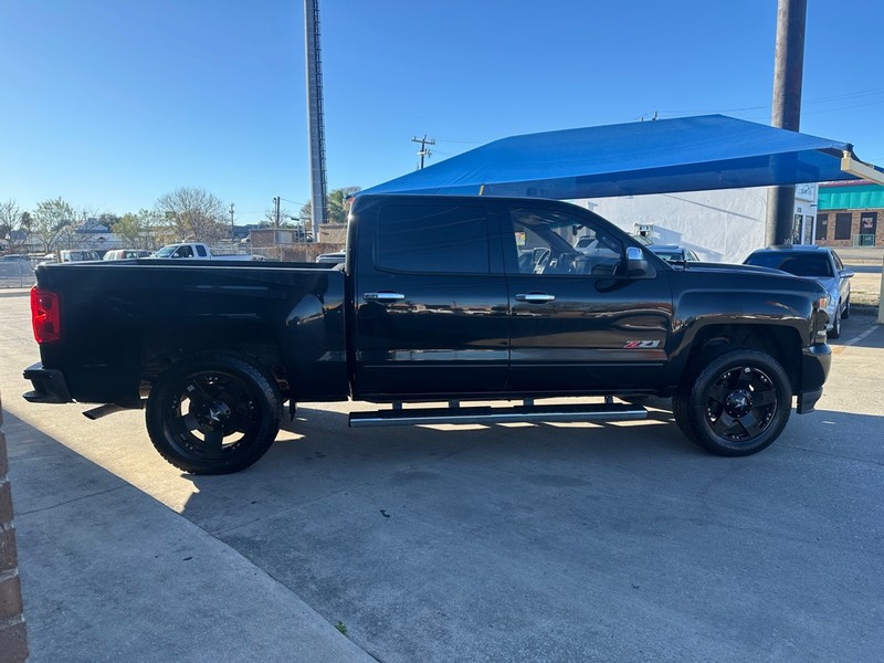 Chevrolet Silverado 1500 Vehicle Full-screen Gallery Image 07