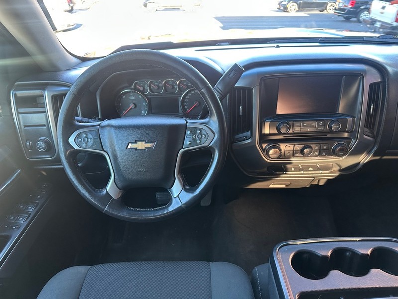 Chevrolet Silverado 1500 Vehicle Full-screen Gallery Image 12