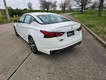 2022 Nissan Altima 2.5 SR thumbnail image 06