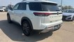 2023 Nissan Pathfinder SL thumbnail image 08