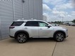 2025 Nissan Pathfinder Platinum thumbnail image 15