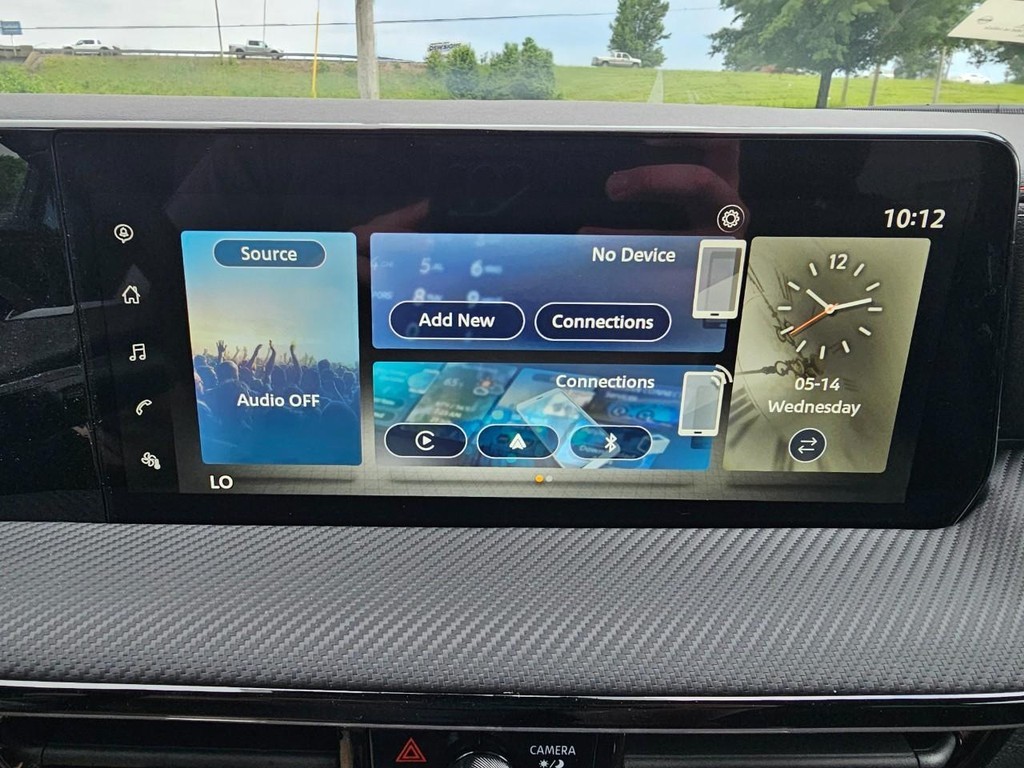 Nissan Kicks Vehicle Full-screen Gallery Image 20