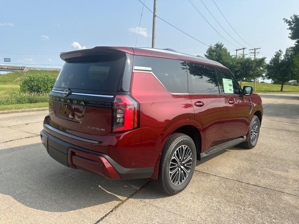 Nissan Armada Vehicle Full-screen Gallery Image 15