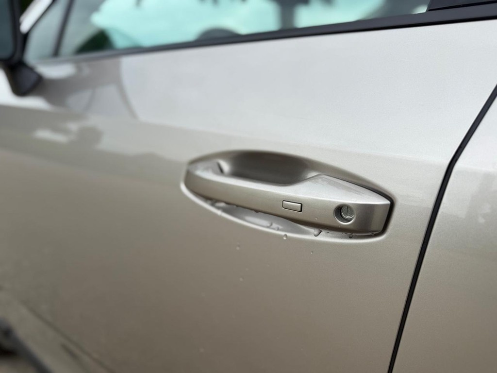 Nissan Murano Vehicle Full-screen Gallery Image 23