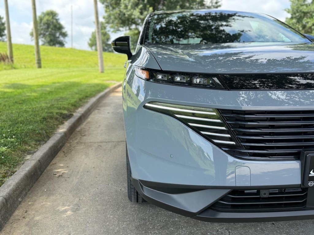 Nissan Murano Vehicle Full-screen Gallery Image 30