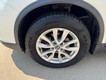 2017 Nissan Rogue SV thumbnail image 05