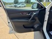 2017 Nissan Rogue SV thumbnail image 06