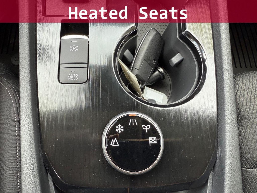 Nissan Rogue Vehicle Full-screen Gallery Image 25