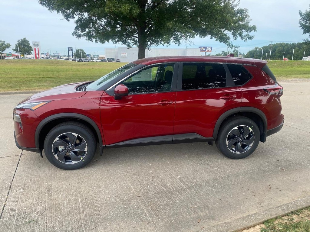 Nissan Rogue Vehicle Full-screen Gallery Image 12