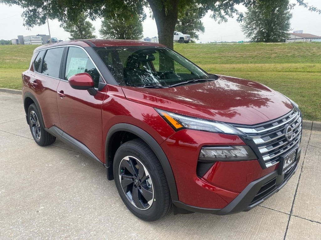 Nissan Rogue Vehicle Full-screen Gallery Image 19