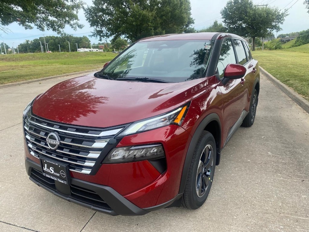 Nissan Rogue Vehicle Full-screen Gallery Image 20