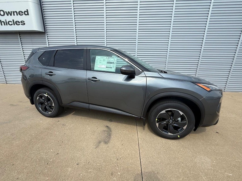 Nissan Rogue Vehicle Full-screen Gallery Image 26