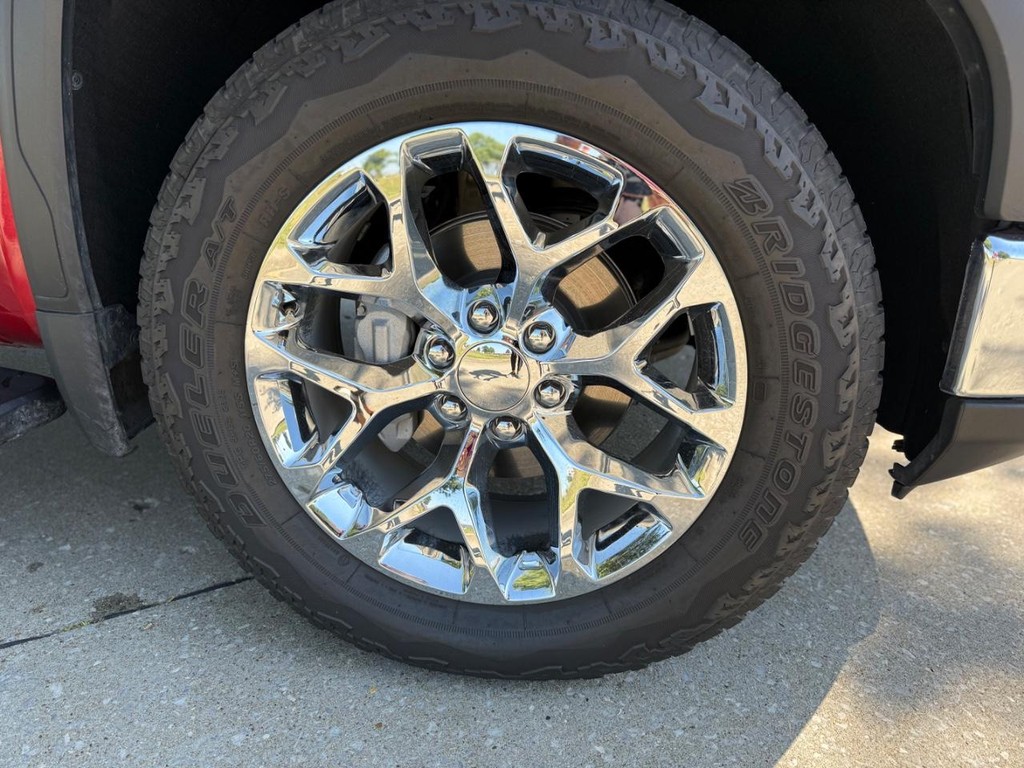 GMC Sierra 1500 Vehicle Full-screen Gallery Image 08