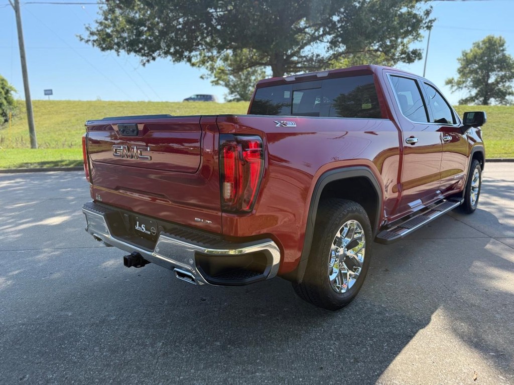 GMC Sierra 1500 Vehicle Full-screen Gallery Image 11