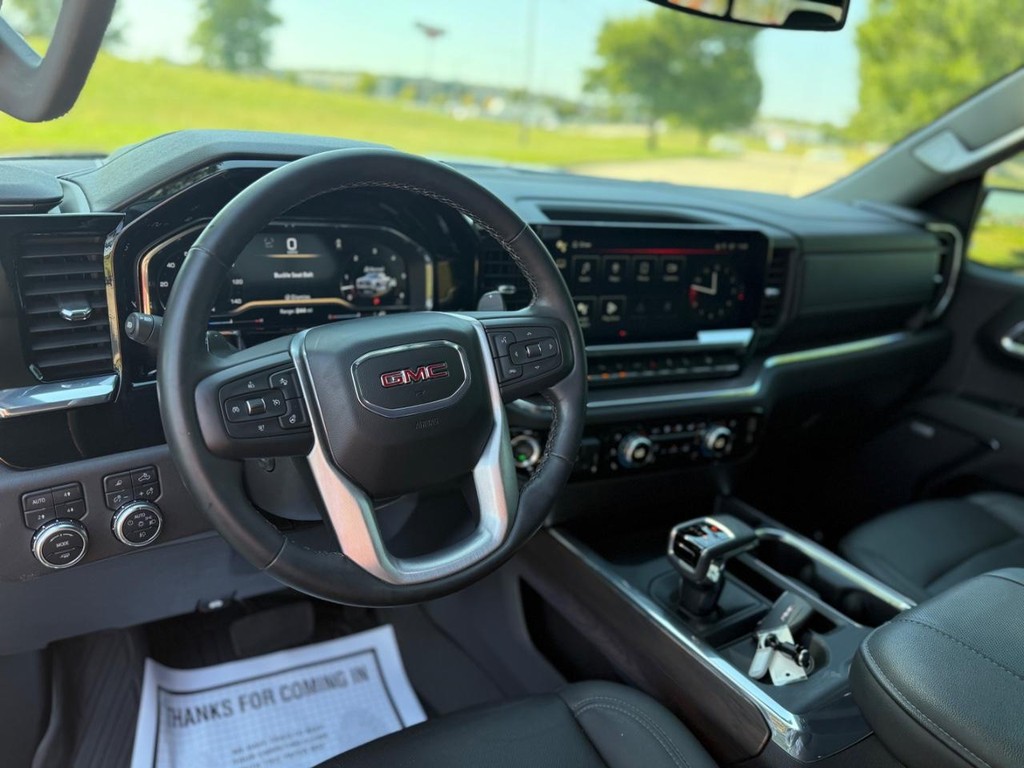 GMC Sierra 1500 Vehicle Full-screen Gallery Image 23