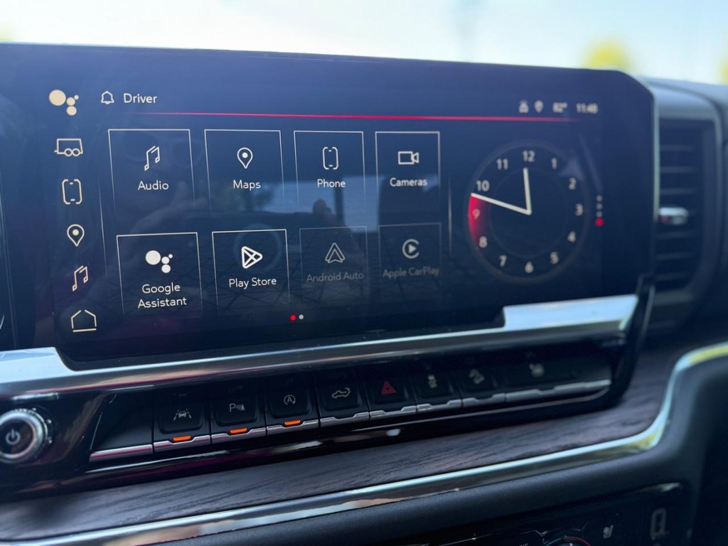 GMC Sierra 1500 Vehicle Full-screen Gallery Image 29