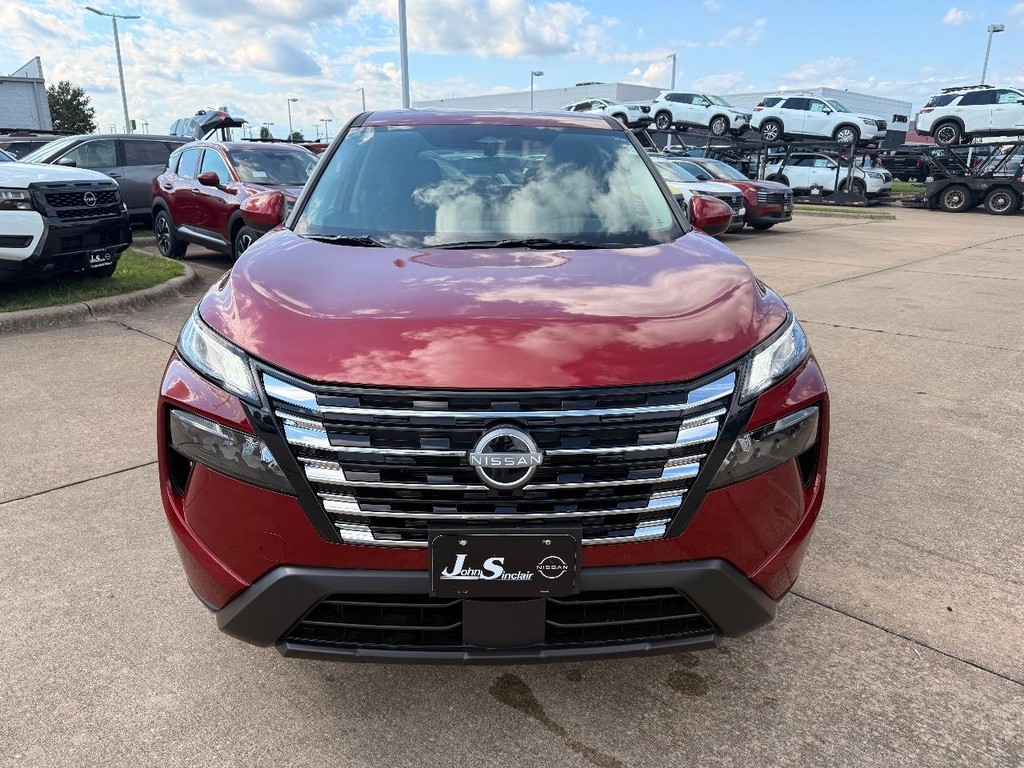 Nissan Rogue Vehicle Full-screen Gallery Image 22