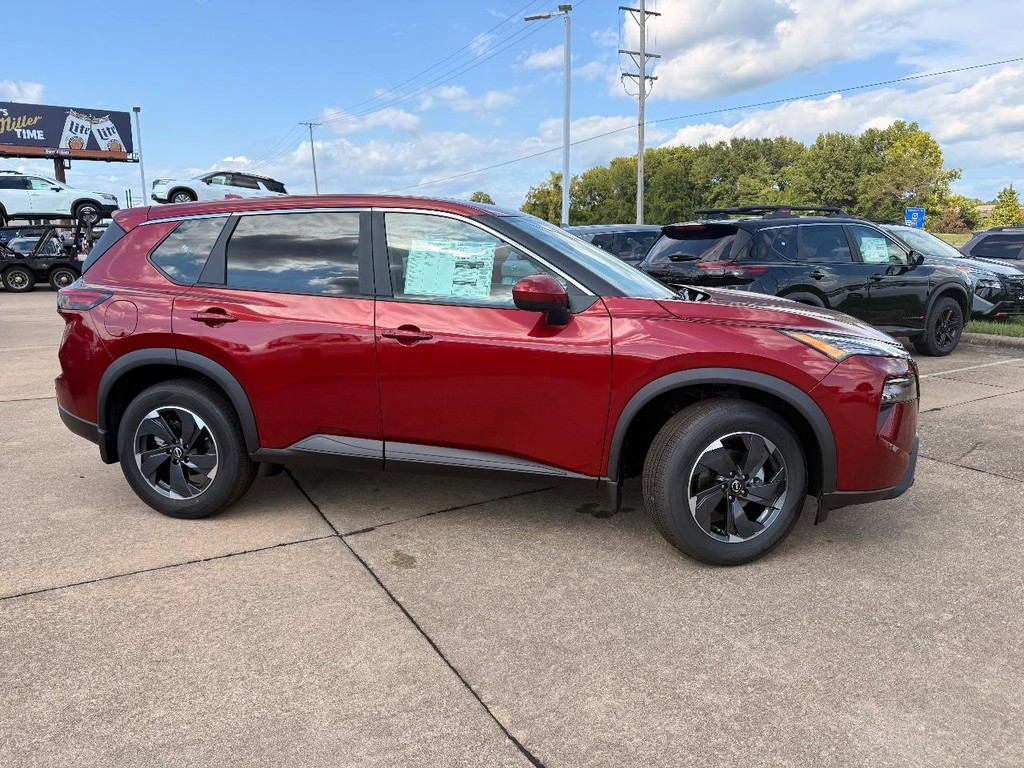 Nissan Rogue Vehicle Full-screen Gallery Image 23