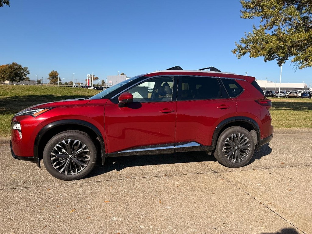 Nissan Rogue Vehicle Full-screen Gallery Image 39