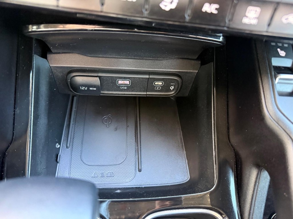 Kia Telluride Vehicle Full-screen Gallery Image 09