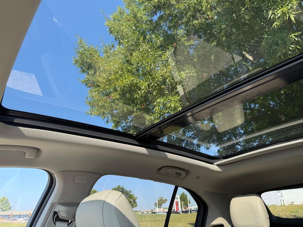 Cadillac XT4 Vehicle Full-screen Gallery Image 27