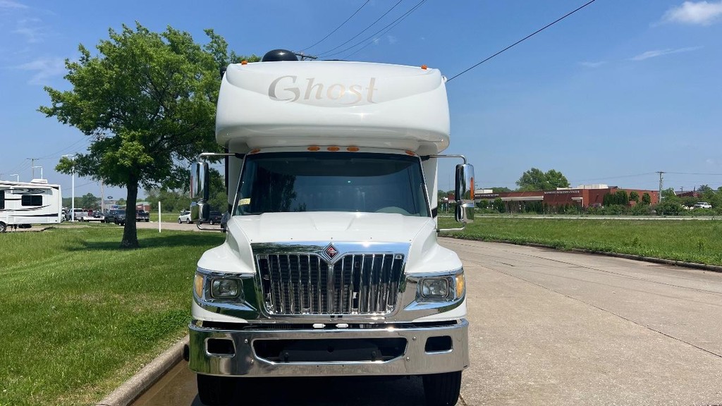 Nexus Ghost Vehicle Full-screen Gallery Image 03