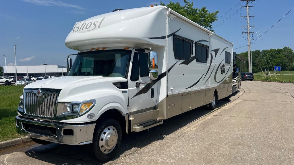 Nexus Ghost Vehicle Full-screen Gallery Image 05