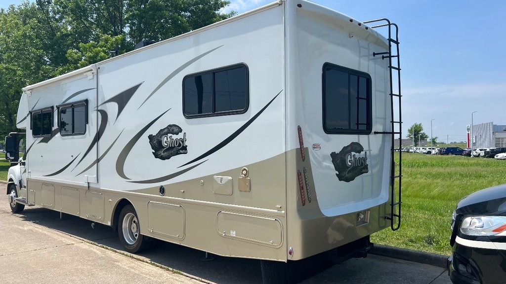 Nexus Ghost Vehicle Full-screen Gallery Image 08