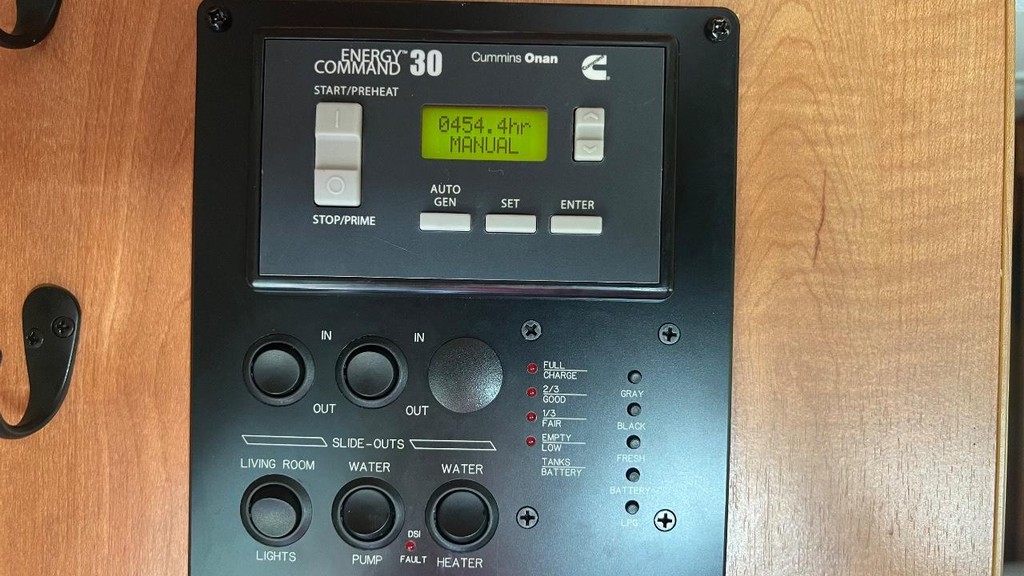Nexus Ghost Vehicle Full-screen Gallery Image 12