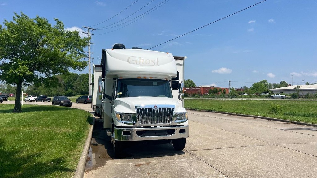 Nexus Ghost Vehicle Full-screen Gallery Image 16