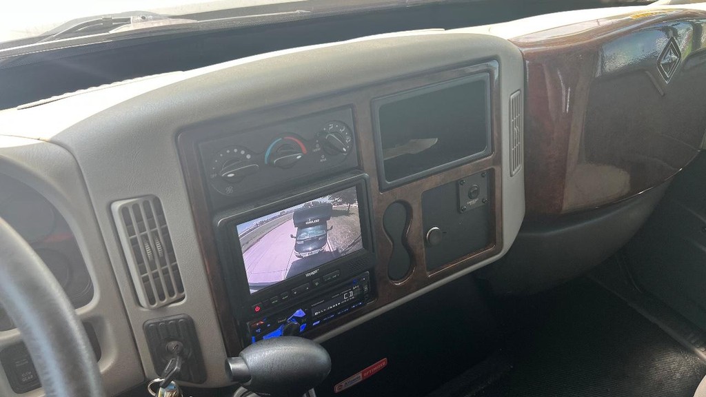 Nexus Ghost Vehicle Full-screen Gallery Image 22