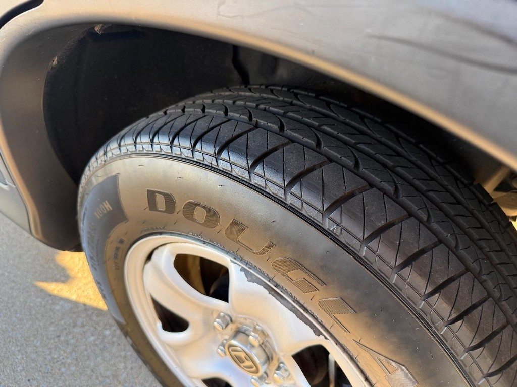 Honda CR-V Vehicle Full-screen Gallery Image 24