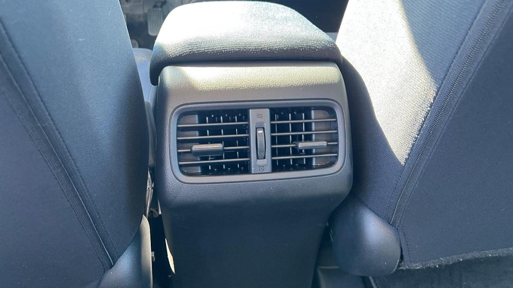 Honda CR-V Vehicle Full-screen Gallery Image 43