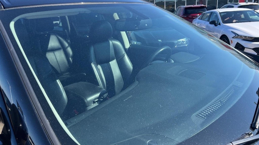 Nissan Pathfinder Vehicle Full-screen Gallery Image 15