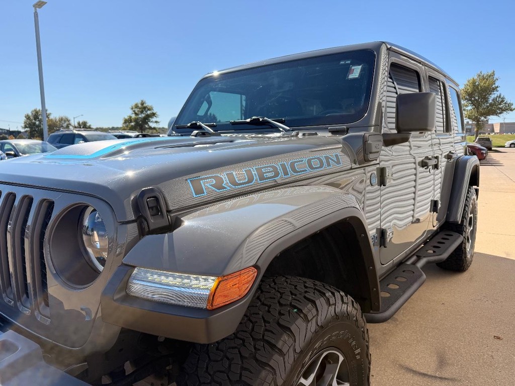 Jeep Wrangler 4xe Vehicle Full-screen Gallery Image 26