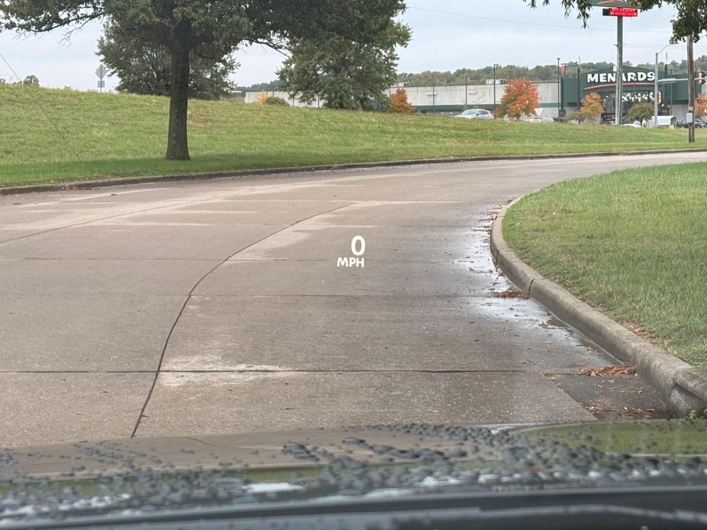 Nissan Murano Vehicle Full-screen Gallery Image 04