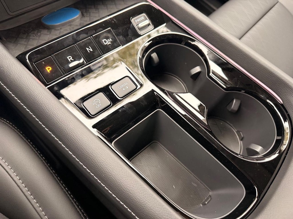 Nissan Murano Vehicle Full-screen Gallery Image 08