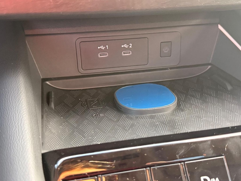 Nissan Murano Vehicle Full-screen Gallery Image 03