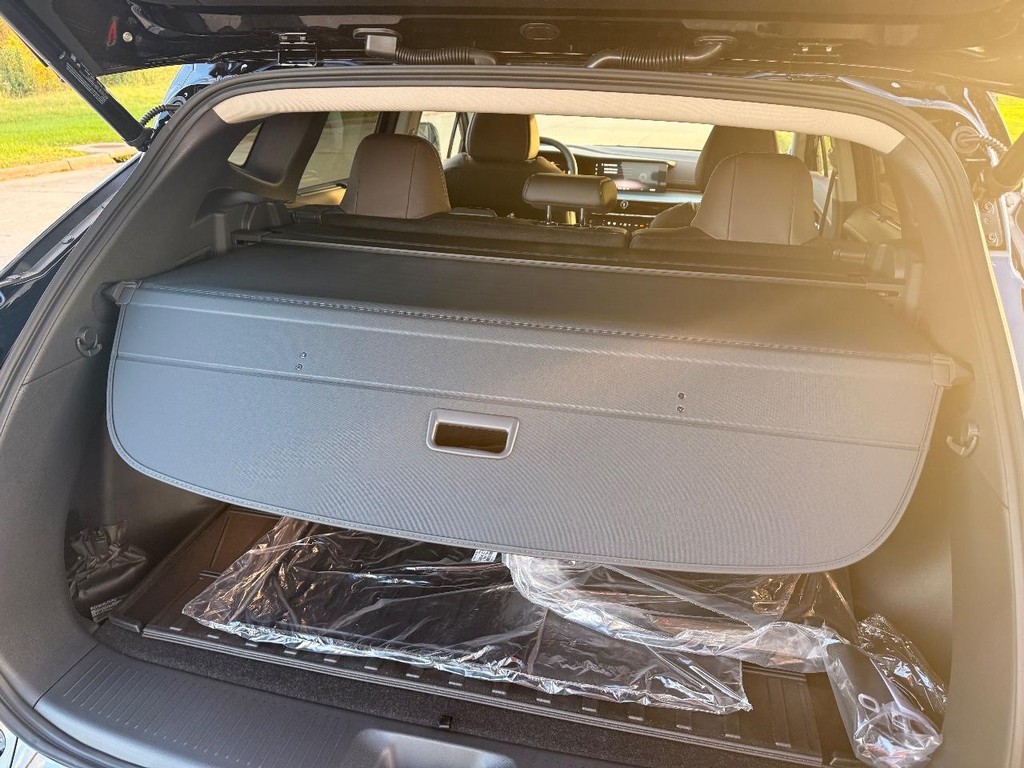 Nissan Murano Vehicle Full-screen Gallery Image 32