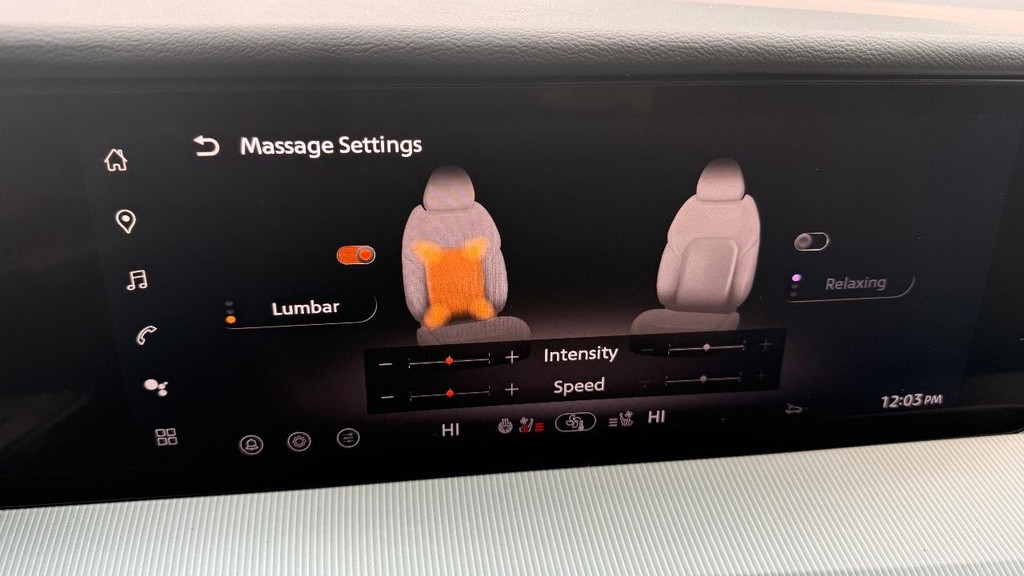 Nissan Murano Vehicle Full-screen Gallery Image 03