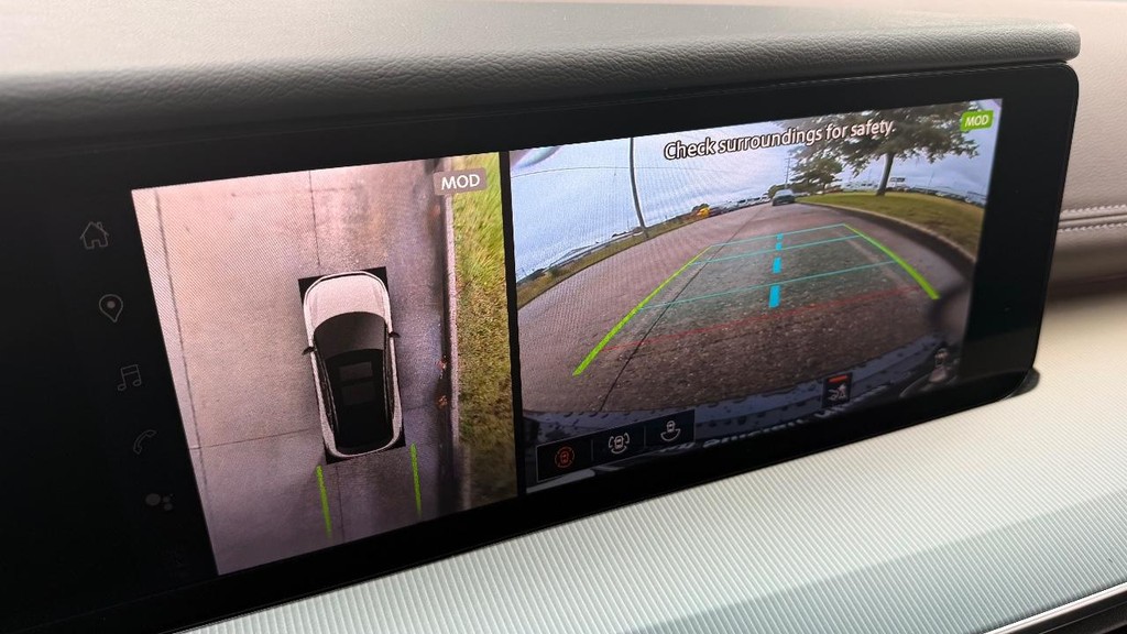 Nissan Murano Vehicle Full-screen Gallery Image 12