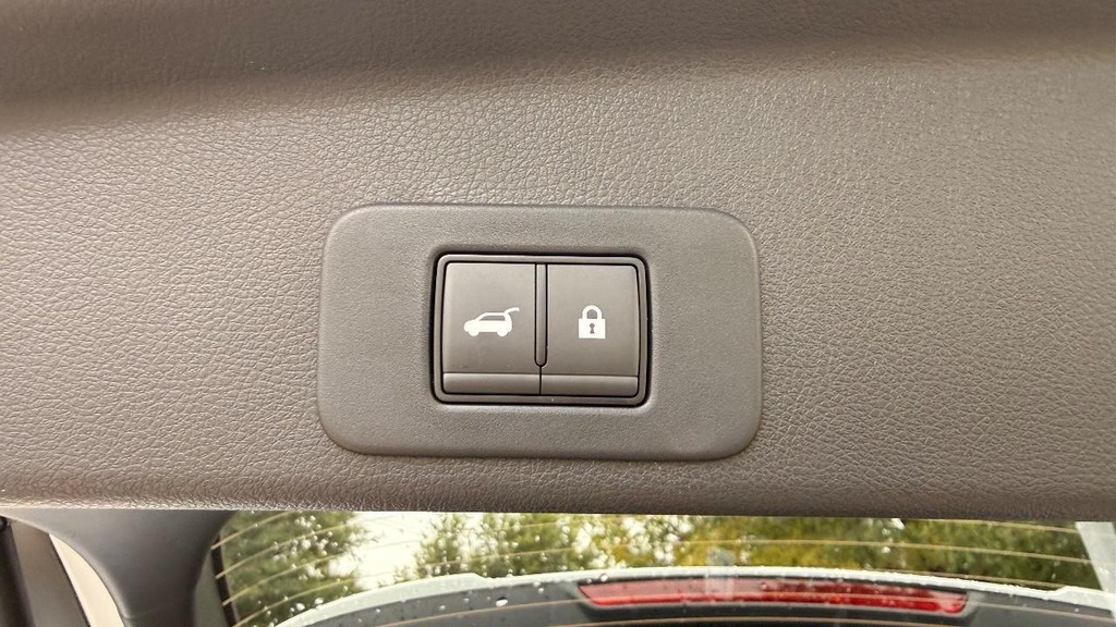 Nissan Murano Vehicle Full-screen Gallery Image 28