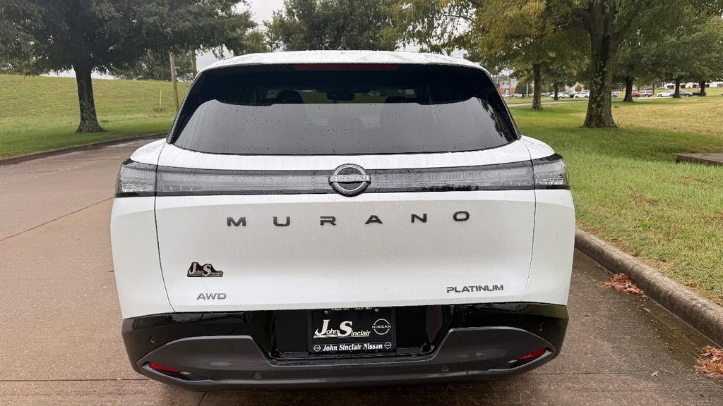 Nissan Murano Vehicle Full-screen Gallery Image 30
